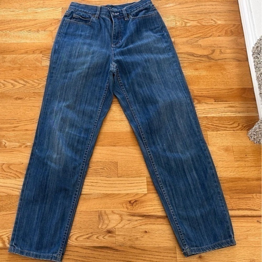 Liz Claiborne, classic, size 4 R jeans